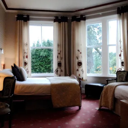 Lairbeck Country house *